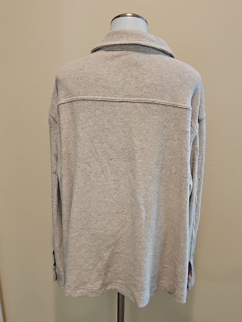 Womans Shacket - Picture 2 of 4